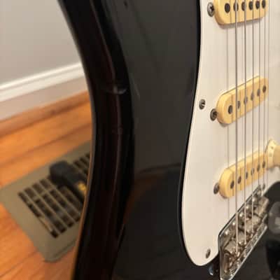 Squier MIJ Standard Stratocaster with Maple Fretboard 1984 - 1988 - Black image 5