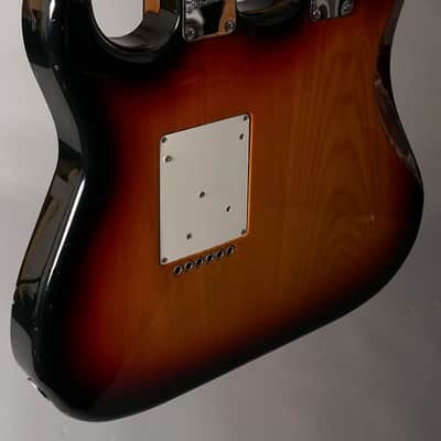 Robin Double Neck - Sunburst image 4