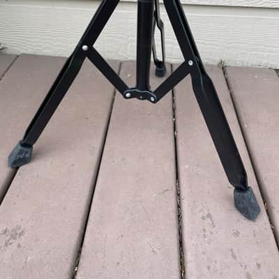 K&M 14760 Performer Stand for Electric Guitars image 2