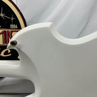 Burny Mockingbird 4-String Electric Bass imagen 13