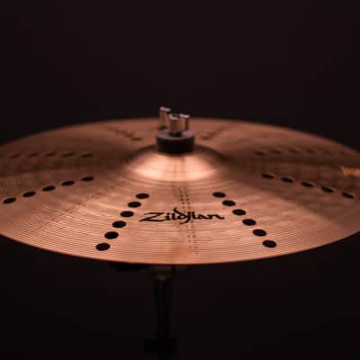 Zildjian 17" I Series Trash Crash image 1