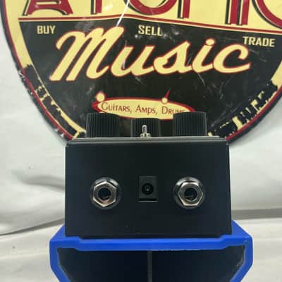 Maestro FZ-M Fuzz Tone Fuzz Pedal with Box image 5