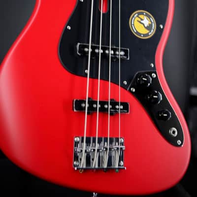Sire Marcus Miller V3P - Satin Red image 7