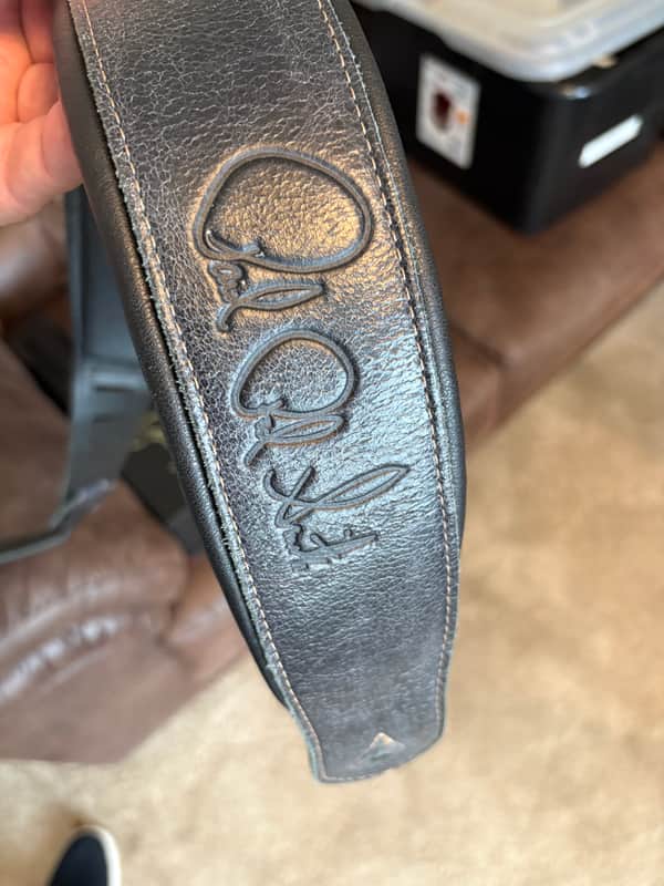 PRS Signature Padded Leather Guitar Strap