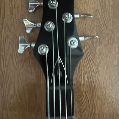 Harley Benton Marquess 5-string bass image 3