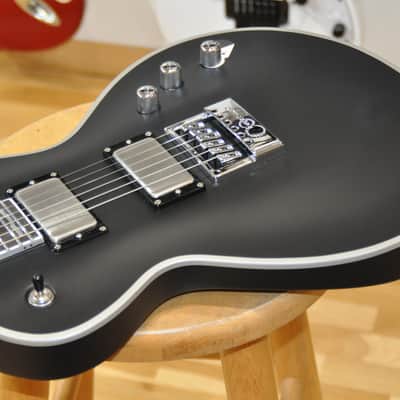 ESP LTD EC-1000 Evertune BB Bold Binding BLKS Black Satin / Deluxe Series / Made In Korea / EC1000 ET / W25031811 image 6