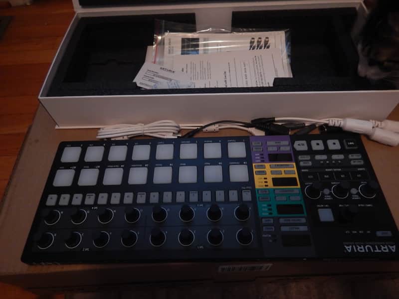 Arturia BeatStep Pro Black Edition MIDI Controller 2019 - 2021 - Black image 1