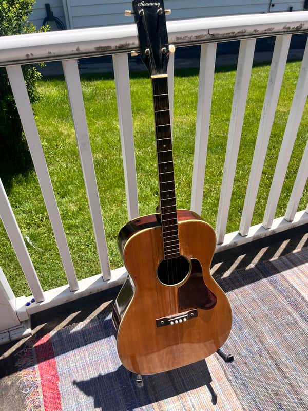 Acoustic Electric Tenor Guitar - Harmony w carrying bag image 1
