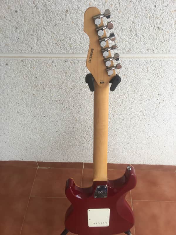 2009 ESP Edwards Snapper E-SN-145FR Quilted Black Cherry Top
