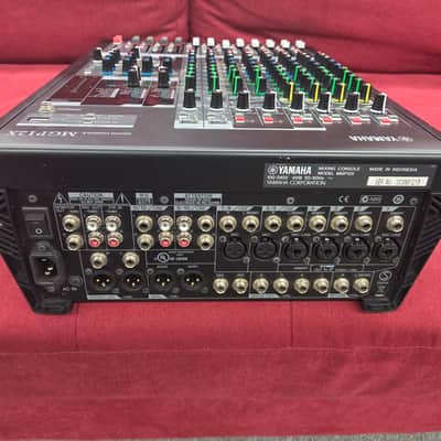 Yamaha MGP12X 12 Channel Analog Mixing Console  - Black image 10
