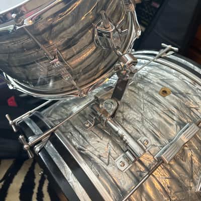 Ludwig Club Date 1967/1968 - Sky Blue Pearl image 2
