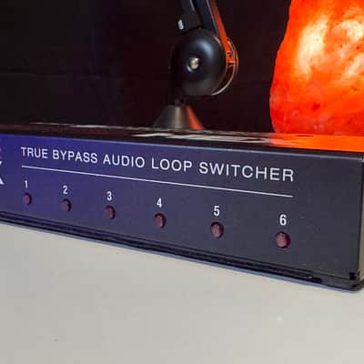 Voodoo Lab HEX MIDI Controlled Audio Loop Switcher image 5