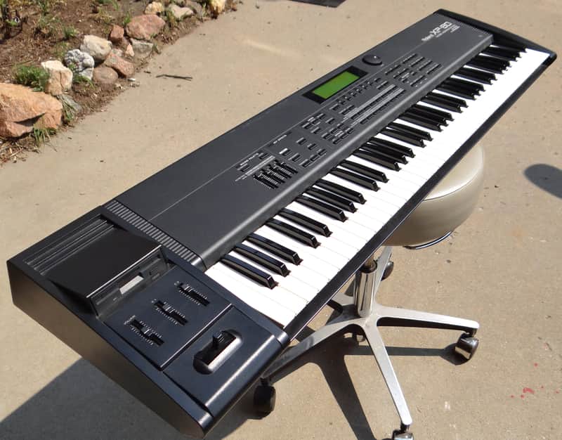 Roland XP-80 76-Key 64-Voice Music Workstation Keyboard 1999 - 2004 - Black image 1