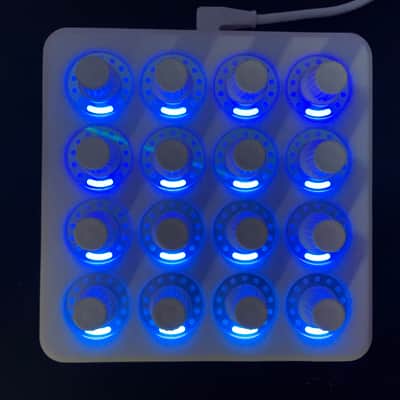 DJ TechTools MIDI Fighter Twister (White) – Excellent Condition + Original Box & Cable image 4
