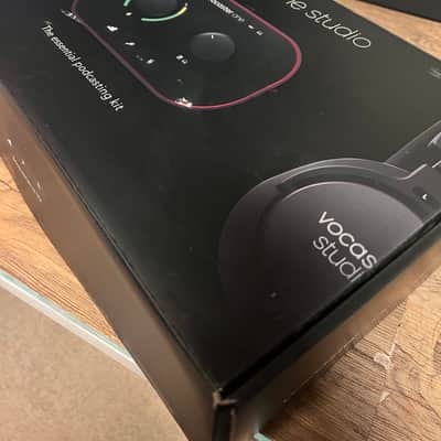 Focusrite Vocaster One Studio (MINT) image 4