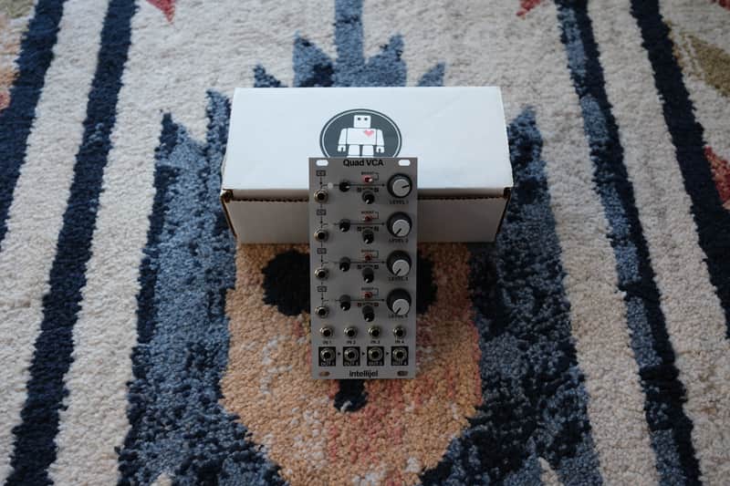Intellijel Quad VCA Eurorack Synth Module
