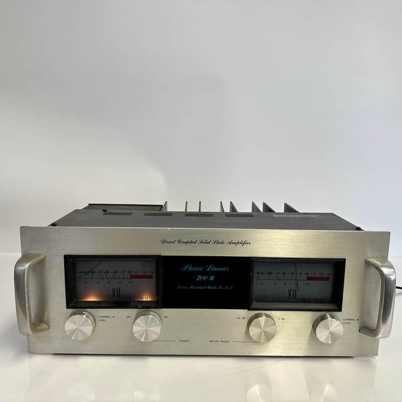 Phase Linear 700B