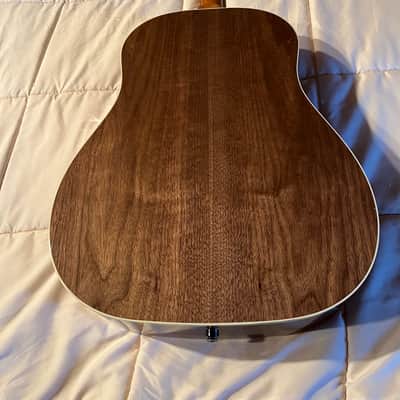 Gibson J-45 Studio 2023 Gloss Walnut Burst w/OHSC image 3