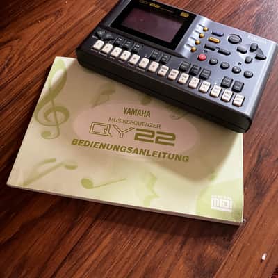 Yamaha  QY22 Music Sequencer