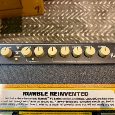 Fender Rumble 100 V3 100-Watt 1x12 Bass Combo 2015 - Present - Black image 3