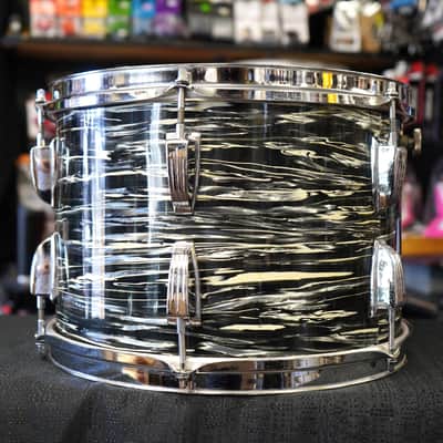 Vintage 1969 Ludwig USA 13" Maple Tom - Black Oyster Pearl + Keystone Badge | 9x13" image 15