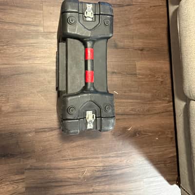 SKB 1SKB-R4S 4U Shallow Roto-Molded Rack Case with Steel Rails 2010s - Black image 4