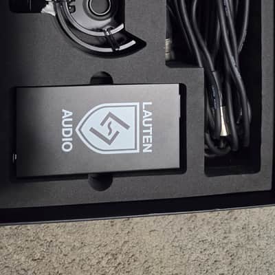 Immagine Lauten Audio LA-320 v2 Large Diaphragm Cardioid Condenser Microphone 2022 - Present - Black - 10