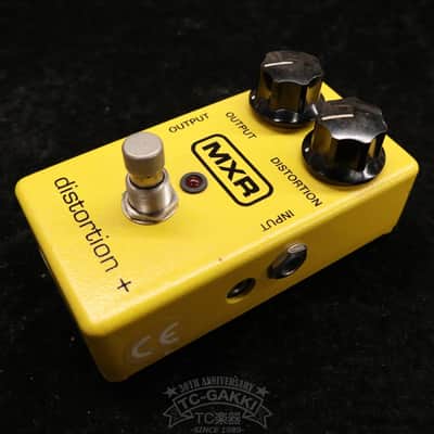 MXR M104 Distortion + | Reverb