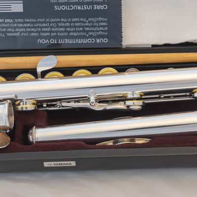 Yamaha YFL-481H All Silver Intermediate Flute *Open-hole *B-foot *Made in Japan *Cleaned and Serviced image 7
