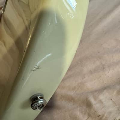 Ernie Ball Music Man 30th Anniversary StingRay 5 H 2017 - Transparent Buttercream image 4