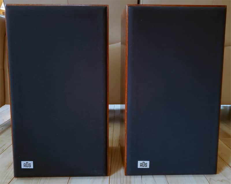 ADS 500 Two Way Walnut Vintage Bookshelf Speakers - L500 - Will