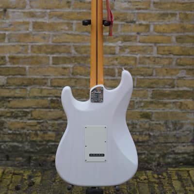 Fender American Ultra Luxe Vintage '50s Stratocaster, Maple Fingerboard - White Blonde image 16