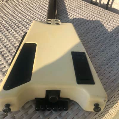 Steinberger GLB 2S 2000's - White MADE IN THE USA GIBSON FACTORY image 13