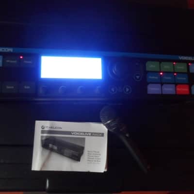 TC Helicon Voicelive Rack Vocal Effects Processor Mic Channel & MP75 Microphone image 2