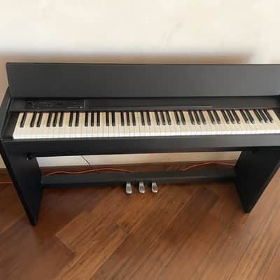 Roland F-120 88-Key SuperNATURAL Piano 2011 - 2012 - Black Bild 2