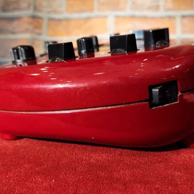 Line 6 POD xt Multi-Effect and Amp Modeler w/ Power Supply image 6