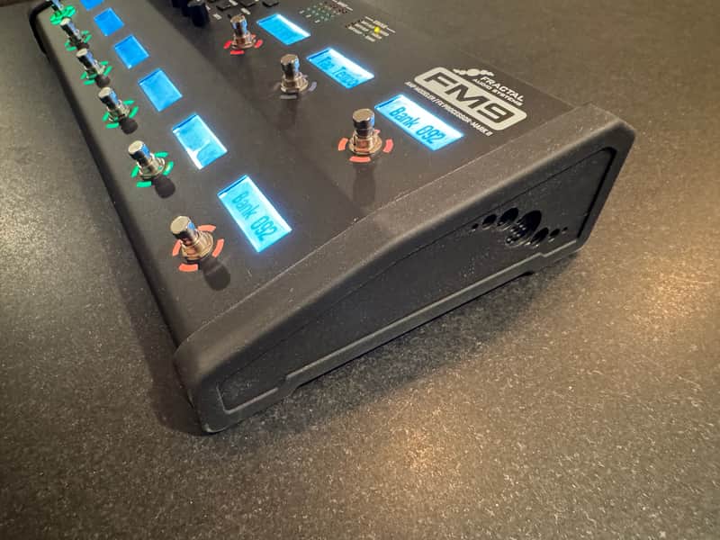 Fractal Audio FM9 Turbo Mark II Amp Modeler / FX Processor 2024