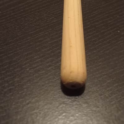 Regal Tip RARE/Collectable Alex Van Halen signature single drum stick #2 90s - Lacquered Selected Hickory image 3