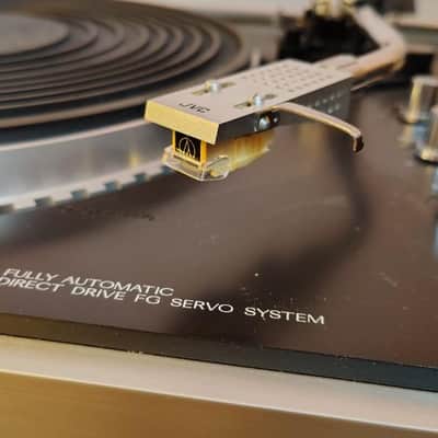 JVC QL F4 turntable in very good condition serviced - 190's image 3