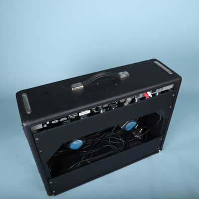 2005 Fender Custom Vibrolux Reverb 2x10 Professional Tube Amplifier image 12