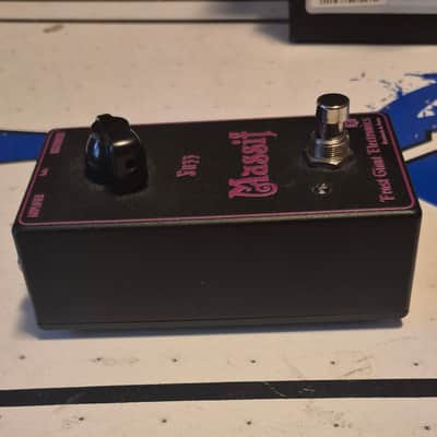 Frost Giant Electronics Massif Fuzz 2010s - Black / Purple Graphic image 6