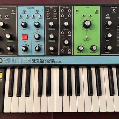 Moog Grandmother 32-Key Semi-Modular Analog Synthesizer 2018 - Present - Black / Multi-Colored Panel image 1