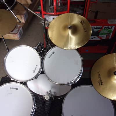 Legion by Peace Jet Black 5 Pc. Drum Set 4 Cymbals, Hi Hat stand +2 more Stands Bass Pedal + Throne image 11