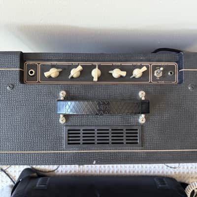 Vox AC10C1 Custom 10-Watt 1x10" Guitar Combo 2015 - 2019 - Black image 3