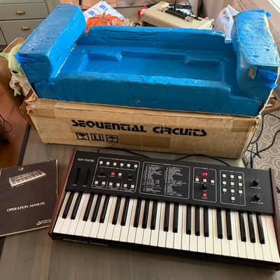 VTG Sequential Circuits Six-Trak Analog Synthesizer + Orig Box, Foam, Manual (Upgraded NVRAM) image 2