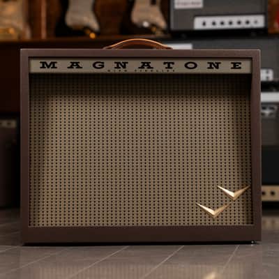 Magnatone Panoramic Stereo 2X10 Combo Amplifier - Traditional Brown image 2