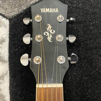Yamaha APX500 Electro Acoustic Guitar image 9