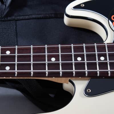 2007 Fender Japan MIJ Aerodyne Jazz Bass AJB Vintage White Matching Headstock image 5