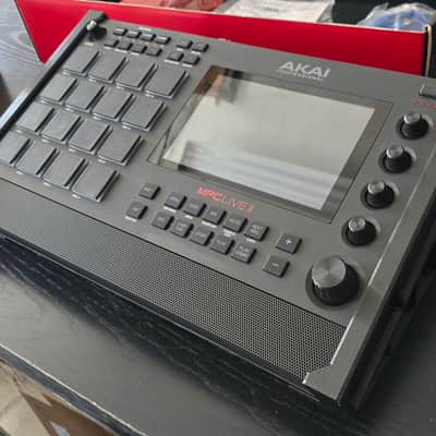 Akai MPC Live II Standalone Sampler / Sequencer 2020 - Present - Black image 7