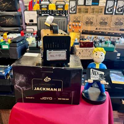 Joyo Joyo Batamp XL JDC Limited “ Jopi” Signature Jackman II (Firmado por Jopi) S/N : 115 of 200 image 2